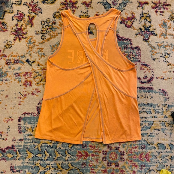 OTF More Life split back tank size medium - Picture 3 of 4